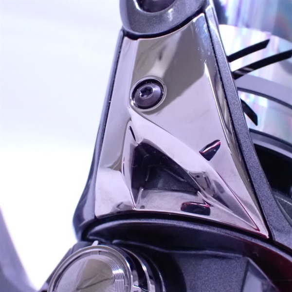 ２１コンプレックスＸＲ２５００　Ｆ６